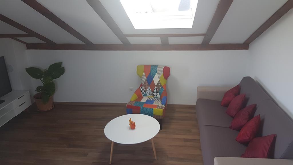 Apartment Azaleja Sali Zewnętrze zdjęcie