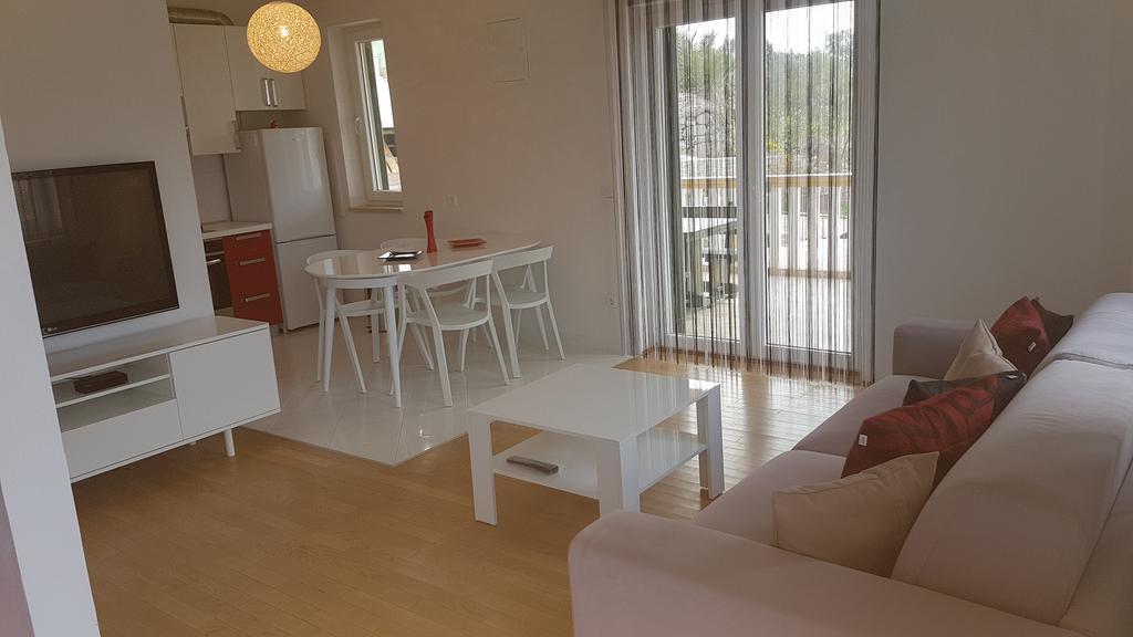 Apartment Azaleja Sali Zewnętrze zdjęcie