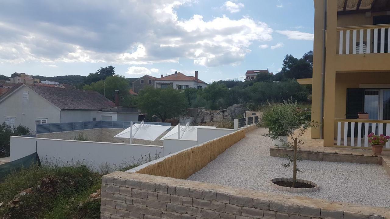 Apartment Azaleja Sali Zewnętrze zdjęcie