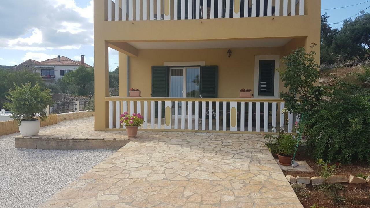 Apartment Azaleja Sali Zewnętrze zdjęcie